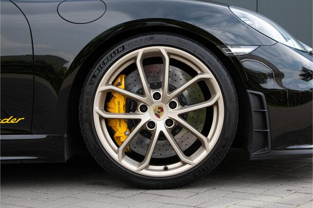 Porsche 918 Spyder 718 4.0 | Keramische | Carbon Seats | PASM + PADM | PDLS+ | Bose | Carplay | PDK | Sport Chrono Plus | Sportuitlaat | Carbon Interieur / Exterieur | PDK | 20" | Stuurverwarming | Lederpakket | Camera | Neus PPF | Glascoating | Dealer O.H