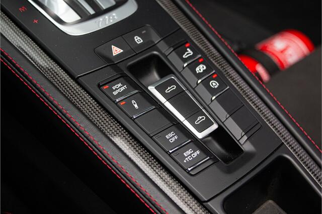 Porsche 918 Spyder 718 4.0 | Keramische | Carbon Seats | PASM + PADM | PDLS+ | Bose | Carplay | PDK | Sport Chrono Plus | Sportuitlaat | Carbon Interieur / Exterieur | PDK | 20" | Stuurverwarming | Lederpakket | Camera | Neus PPF | Glascoating | Dealer O.H