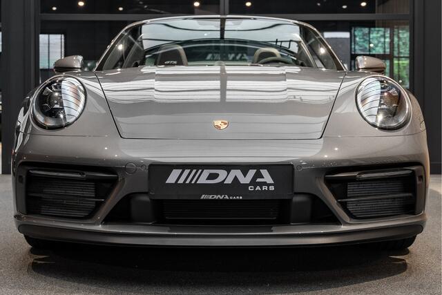 Porsche 992 911 Targa 4 GTS Carbon BOSE 911 3.0 Targa 4 GTS PDLS+ Alacantara