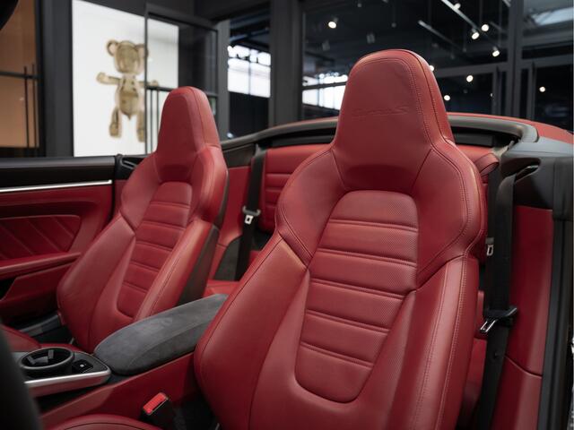 Porsche 992 911 Turbo S Cabrio Sport Pakket 911 3.8 Turbo S Volleder koeling