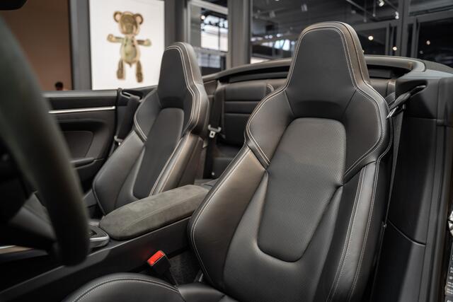 Porsche 992 911 Carrera 4S Cabrio Burmester Sportuitlaat Carbon Chrono 911 3.0 4S Cabrio Surround 18-weg Alcantara