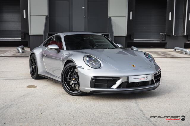 Porsche 992 911/992 3.0 Carrera 4 GTS