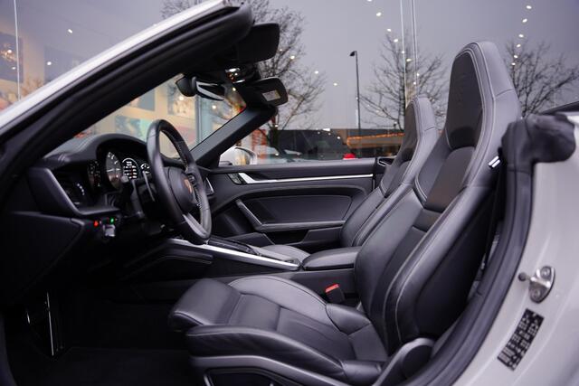 Porsche 992 911 Cabriolet 3.0 Carrera 4 S Krijtgrijs Sportuitlaat Bose