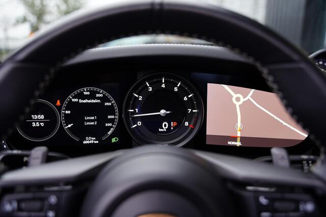 Porsche 992 911 Cabriolet 3.0 Carrera 4 S Krijtgrijs Sportuitlaat Bose