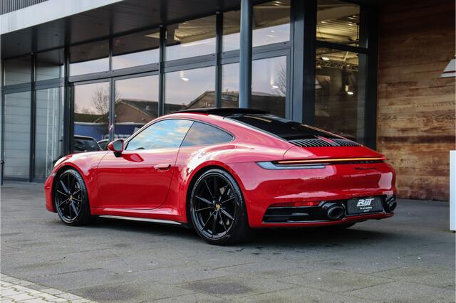 Porsche 992 911 3.0 Carrera 4 S **Pan.dak/Excl.Manufactor/LIFT/Burmester/Night/4WS**