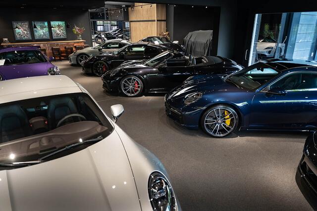 Porsche 992 911 Turbo S Sport Design Keramisch 911 3.8 Turbo S Burmester Lift-Systeem PDLS+