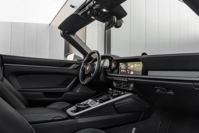 Porsche 992 911 Targa 4S - GT-Silver - Burmester - Lift - Sport Chrono