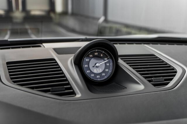 Porsche 992 911 Targa 4S - GT-Silver - Burmester - Lift - Sport Chrono