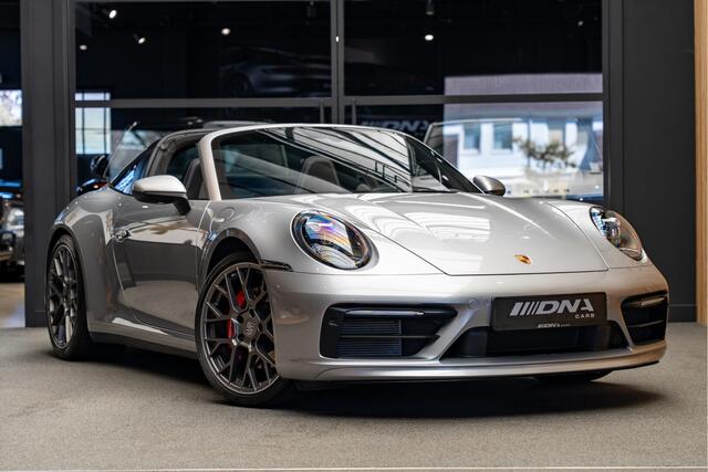 Porsche 992 911 Targa 4S SportDesign Sportuitlaat 3.0 4 S Stoelventilatie