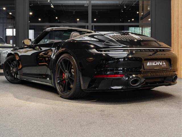Porsche 992 911 GTS Cabrio GTS Interieur ACC Bose 3.0 Carrera GTS