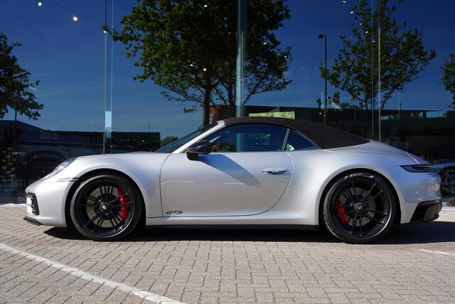 Porsche 992 911 Cabriolet 3.0 Carrera 4 GTS New Service / NL-Auto / Sport Design / Lifting / Sportuitlaat