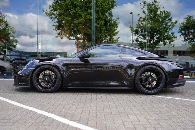 Porsche 992 911 4.0 GT3 Touring