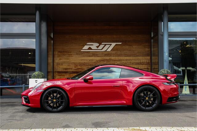 Porsche 992 911 3.0 Carrera 4 S **Pan.dak/Excl.Manufactor/LIFT/Burmester/Night/4WS**