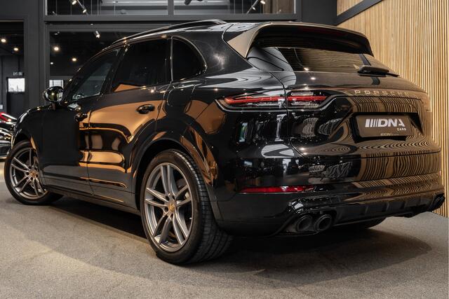 Porsche CAYENNE E-Hybrid Bose Memory Stoelverwarming achter 3.0 E-Hybrid ACC Sport Uitlaat