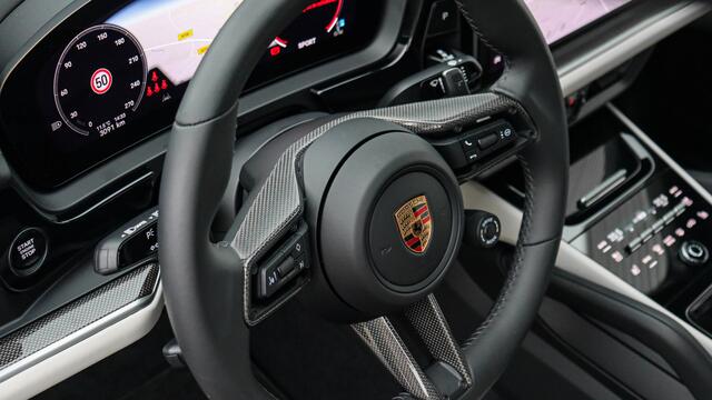 Porsche CAYENNE Coupé 3.0 E-Hybrid SportDesign | Stoelventilatie | InnoDrive | Soft-Close | BOSE Sound | Sportuitlaat | Trekhaak
