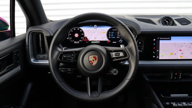 Porsche CAYENNE 3.0 E-Hybrid SportDesign | Achterasbesturing | Panoramadak | HD Matrix | BOSE Sound | Trekhaak