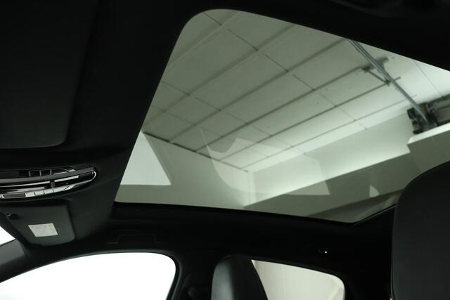 Porsche CAYENNE Coupé 3.0 | Panoramadak | Adaptive cruise | Leder | Stoelverwarming | Camera | BOSE Sound | Full LED | Luchtvering | Carplay | Navigatie | Sport Chrono