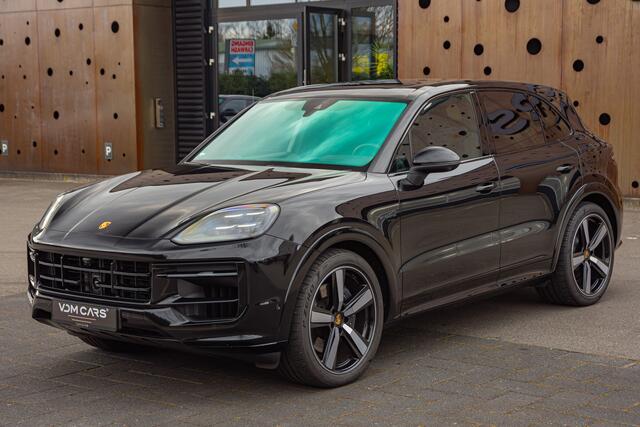 Porsche CAYENNE 3.0 E-Hybrid | PDCC | InnoDrive | Carbon | BOSE | Pano | HUD | 360 | Stoelventilatie |