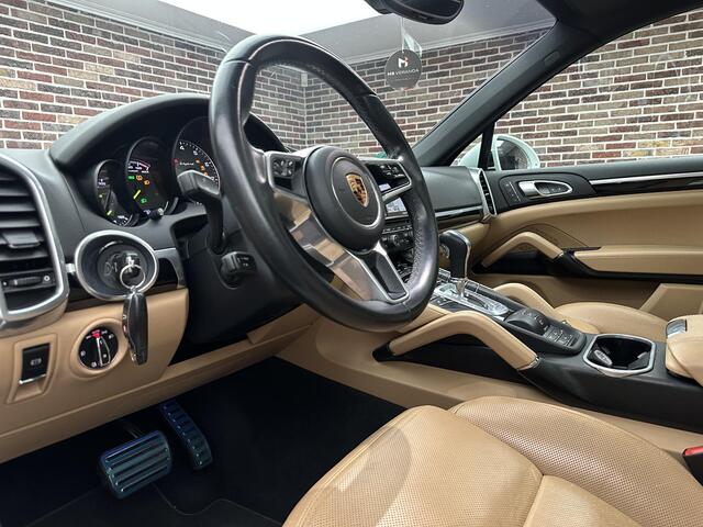 Porsche CAYENNE 3.0 S E-Hybrid Platinum Edition | Dak| Camera|