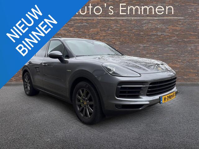 Porsche CAYENNE 3.0 E-Hybrid PANOD LED NAVI LEDER