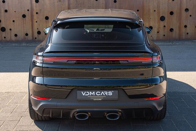 Porsche CAYENNE Coupé 4.0 Turbo E-Hybrid GT | PCCB | CARBON | PDCC | 18-WEG | INNODRIVE | SOFT-CLOSE |