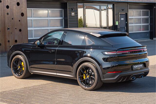 Porsche CAYENNE Coupé 4.0 Turbo E-Hybrid GT | PCCB | CARBON | PDCC | 18-WEG | INNODRIVE | SOFT-CLOSE |