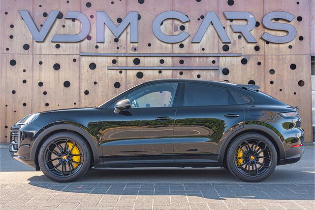 Porsche CAYENNE Coupé 4.0 Turbo E-Hybrid GT | PCCB | CARBON | PDCC | 18-WEG | INNODRIVE | SOFT-CLOSE |
