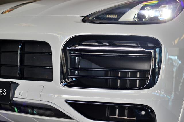 Porsche CAYENNE Coupé 3.0 E-Hybrid Platinum Edition Orig NL | Sport Chrono | Pano | Sport Design | Sport Uitlaat