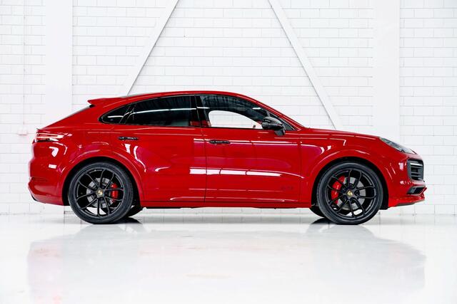 Porsche CAYENNE Coupé 4.0 GTS l Techart l GT uitlaat l Lichtgewicht sportpakket l BOSE l