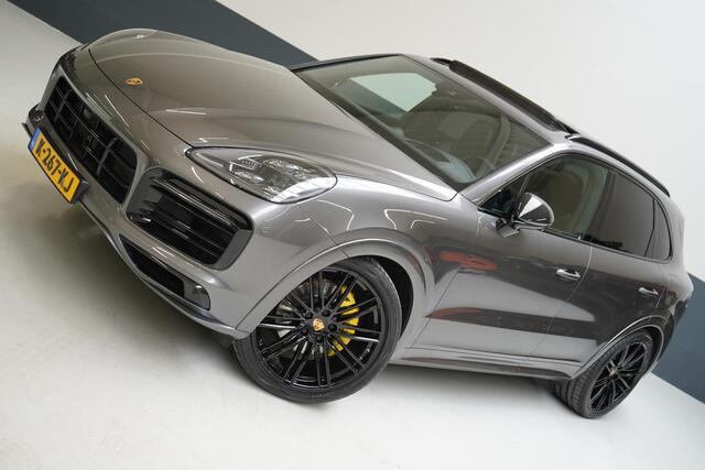 Porsche CAYENNE 3.0 E-Hybrid 462pk | Akrapovic | Panoramadak | 360 camera | Leder | Bose | Trekhaak | Head-Up