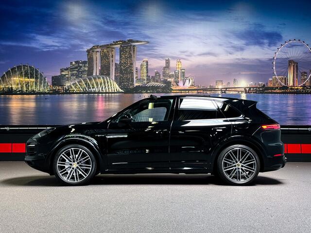 Porsche CAYENNE 3.0 E-Hybrid |Burmester|SportDesign+Chrono|HUD|Alcantara|NL NAP