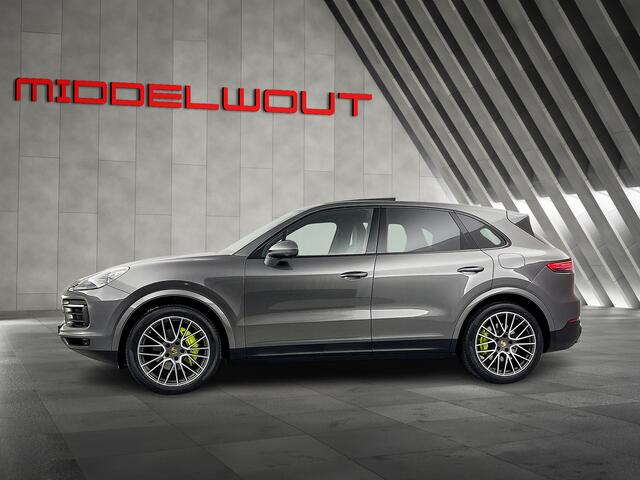 Porsche CAYENNE 3.0 E-Hybrid/Pano/Head-Up/Trekh/GTS Stoelen/Luchtv/Full Options