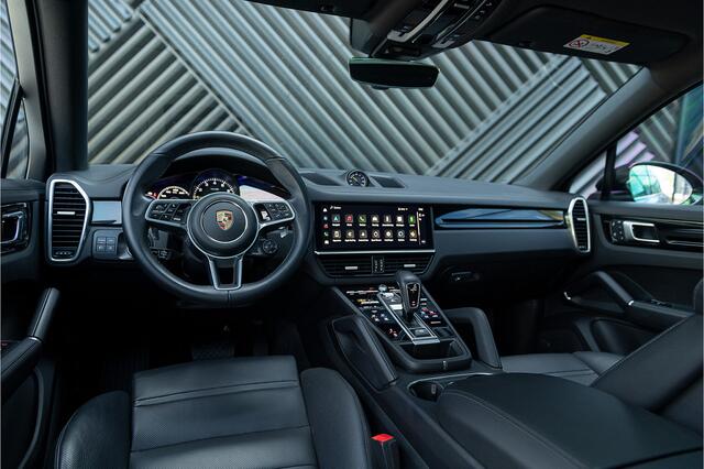 Porsche CAYENNE Coupé 3.0 E-Hybrid Sport Design ACC Pano GTS stoel PDLS+ Matrix AchterasBest. Sport Chrono 360Cam Luchtv. Trekhaak