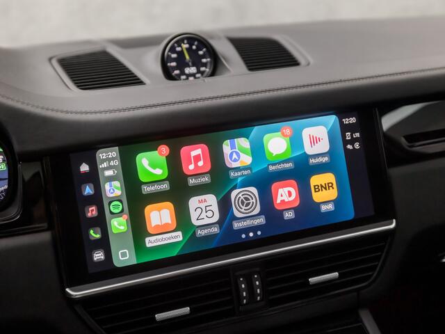 Porsche CAYENNE Coupé 3.0 E-Hybrid SportDesign 463Pk Automaat (SPORTCHRONO PAKKET, PANORAMADAK, ALCANTARA STUUR EN HEMEL, APPLE CARPLAY, LUCHTVERING, KUIPSTOELEN, SFEERVERLICHTING, 360 CAMERA, HEAD-UP DISPLAY, NIEUWSTAAT)