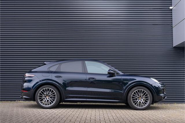 Porsche CAYENNE Coupé 3.0 E-Hybrid Platinum Edition