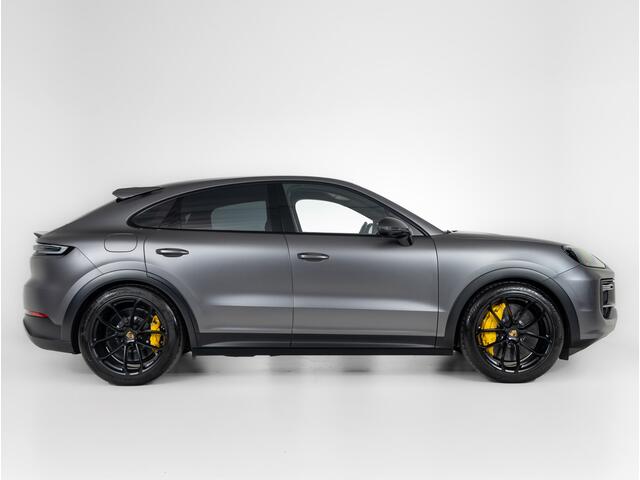 Porsche CAYENNE Turbo E-Hybrid Coupé met GT-Pakket