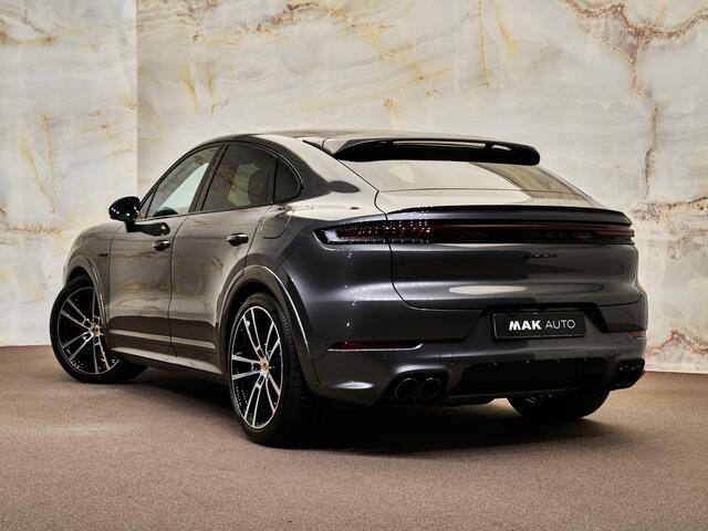 Porsche CAYENNE Coupé 3.0 E-Hybrid, SportDesign, Bose, pano, luchtv., matrix-LED, memory, sportchrono, 22", tr.haak, camera, keyless, privacy