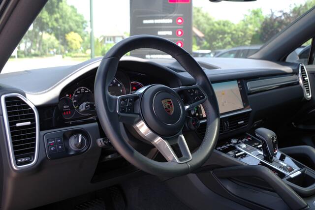 Porsche CAYENNE Coupé 3.0 E-Hybrid 462 PK Platinum Edition PHEV, Panoramadak, Trekhaak, Kuipstoelen, BOSE Sound, Sport Chrono