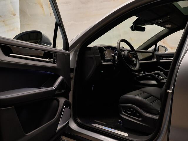 Porsche CAYENNE Coupé 3.0 E-Hybrid, Burmester, Exclusive Manufaktur, SportDesign, 4W-best, luchtv., memory, bijrijdersdisplay, matrix-LED, tr.haak, 22", ACC, HUD, NP184k