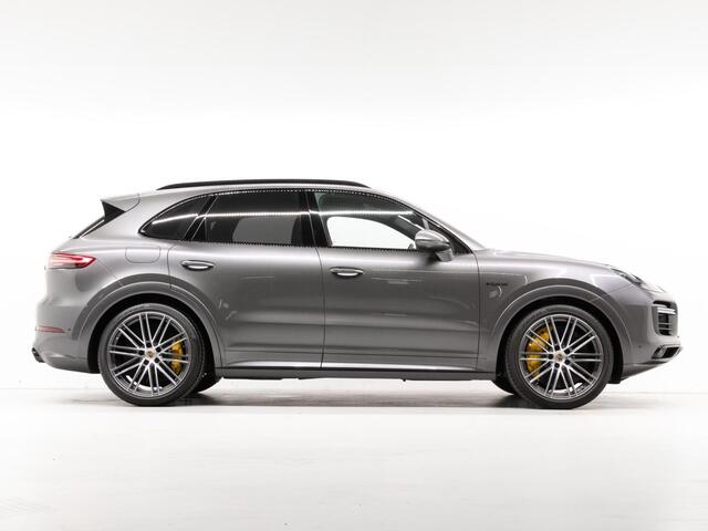 Porsche CAYENNE Turbo S E-Hybrid