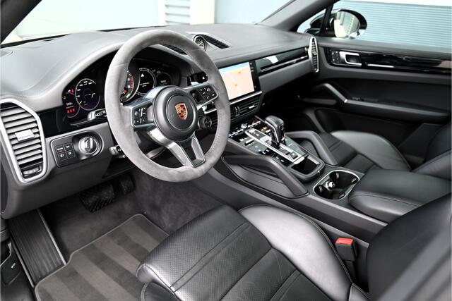 Porsche CAYENNE Coupé 3.0 E-Hybrid / SPORT DESIGN / PANO / SPORT CHRONO / HUD / MEMORY / BOSE / 360 CAMERA / NL AUTO