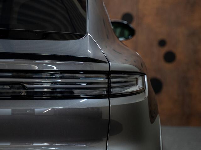 Porsche CAYENNE Coupé 3.0 E-Hybrid I Sportdesign I 18-weg I Luchtvering I Bijrijdersdisplay I