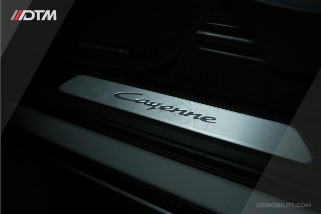 Porsche CAYENNE Coupé 3.0 E-Hybrid Sportdesign | Chrono | Sportstoelen