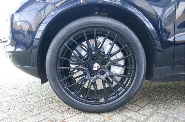 Porsche CAYENNE 3.0 340 PK | Pano | Luchtvering | Night Vision | 21'' | 360º | Carplay