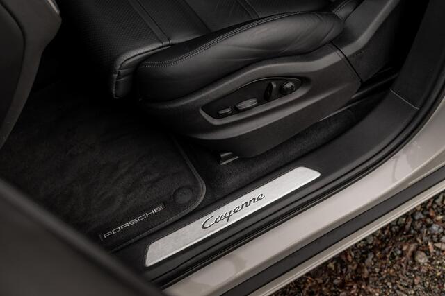 Porsche CAYENNE Coupé E-Hybrid | BOSE | ACC | 360gr | el. Trekhaak |