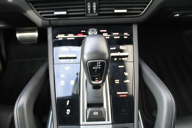 Porsche CAYENNE Coupé 4.0 Turbo S E-Hybrid / Sportdesign Pakket / Hoogglans / Krijt / Vol Opties / NIEUWSTAAT