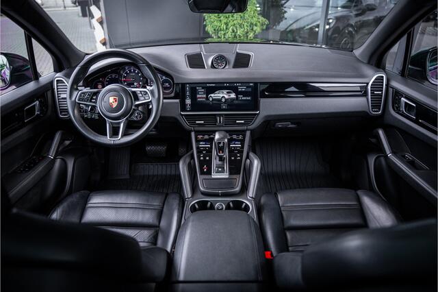 Porsche CAYENNE 3.0 - Sport Chrono + | Panorama | Memory | Luchtvering