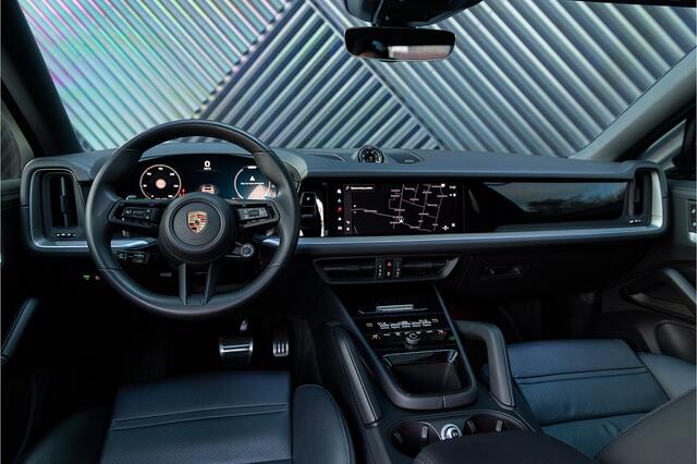 Porsche CAYENNE Coupé 3.0 S E-Hybrid Sport Design ACC Pano 360 Head Up Memory Sport Chrono Softcl. Matrix Ambient