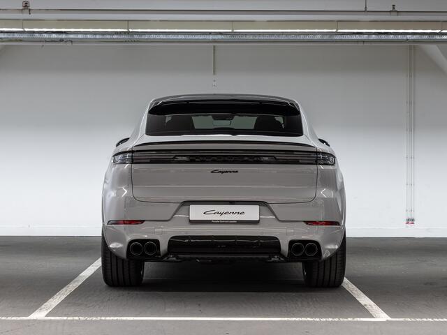 Porsche CAYENNE E-Hybrid Black Edition Coupé