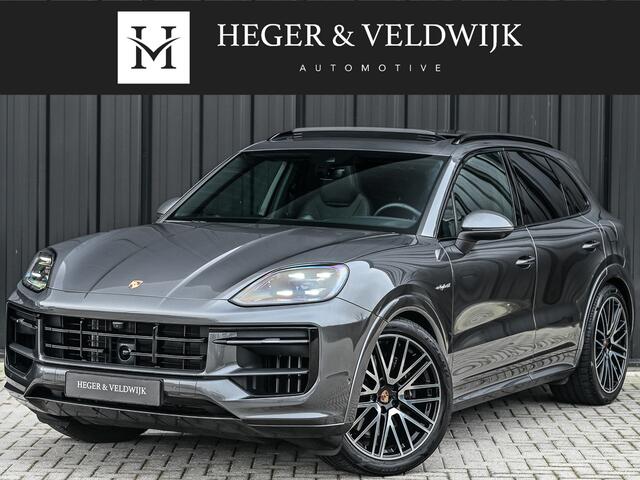 Porsche CAYENNE 3.0 E-HYBRID · Luchtvering · Trekhaak · Ambiance interieur · Soft close · Bose Sound · Keyless entree · 360 Camera · Adaptieve sportstoel 18-voudig · Sport Pakket · 22 Inch turbo design wheels